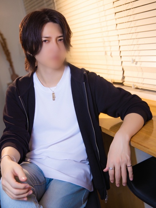 KAZUTO(ｶｽﾞﾄ) 奉仕型S舐め好きセラピです！